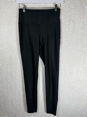 Mono B Black High-Waist Leggings with a Shine